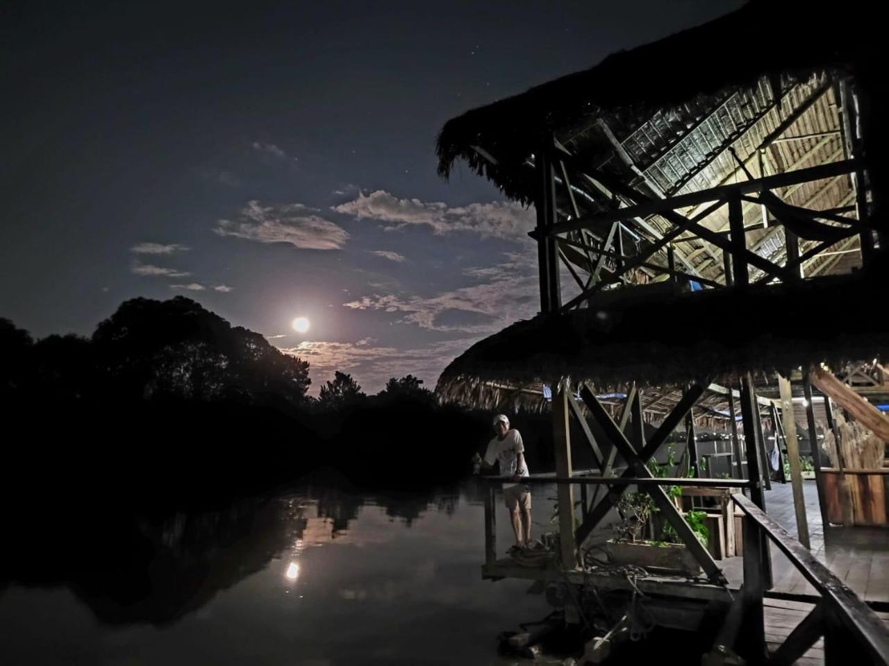 Cabana Flotante Kurupira Leticia Exterior photo