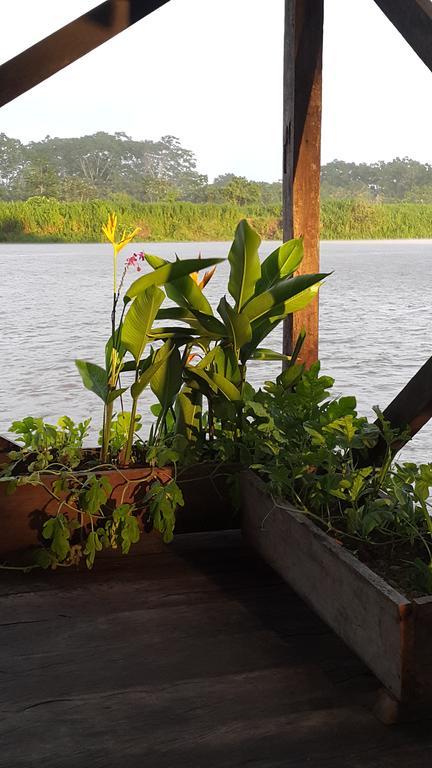Cabana Flotante Kurupira Leticia Exterior photo